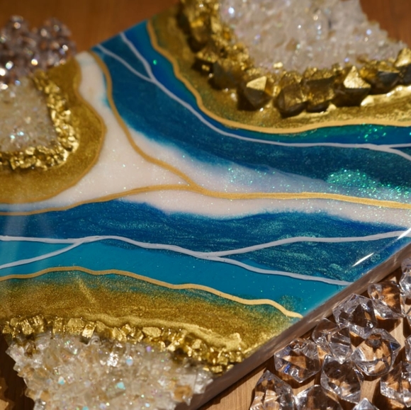 **Sold** Wall Art - Geode art piece (Resin) - Picture 3 of 6
